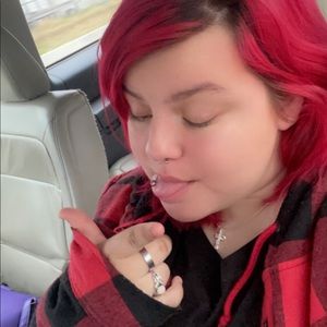 Meet your Posher, Mea